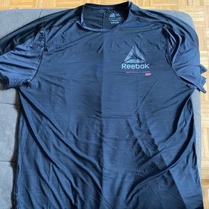 Reebok Activchill Tee in XL